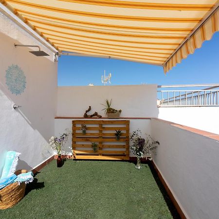 Sea & Wave Al Rolo Beach Apartment مالقة المظهر الخارجي الصورة